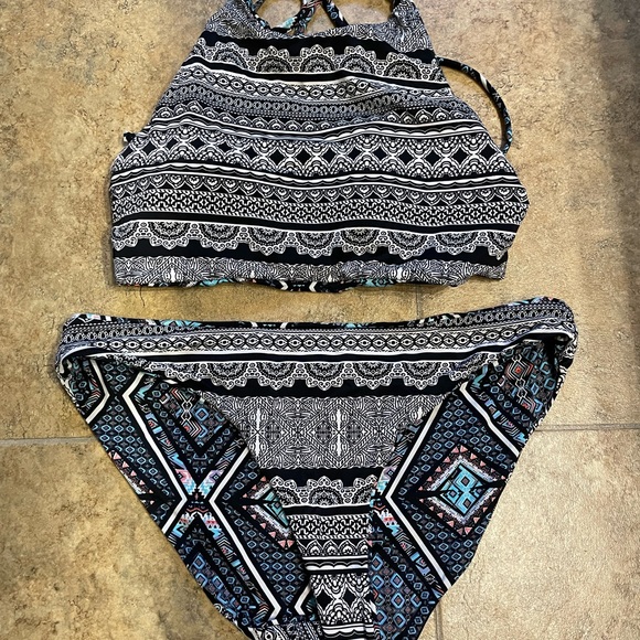 Reversible Bathing suite - Picture 3 of 4